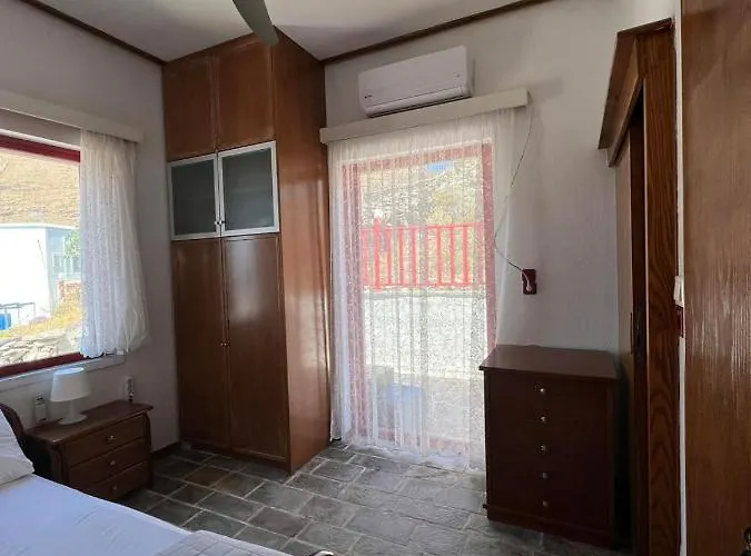 Christina 2 Holiday home Merichas